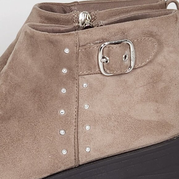 BZees Other Half Bootie Women's Size 10M Latte Fabric - Picture 5 of 15